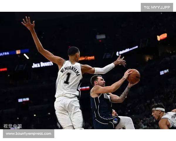 文班亚马护框数据深度剖析:场均4.8封盖背后的防守覆盖面积 文班亚马护框数据深度剖析:场均4.8封盖背后的防守覆盖面积